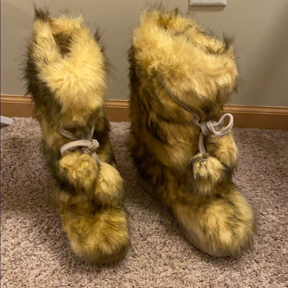 Colin Stuart Fur Boots
